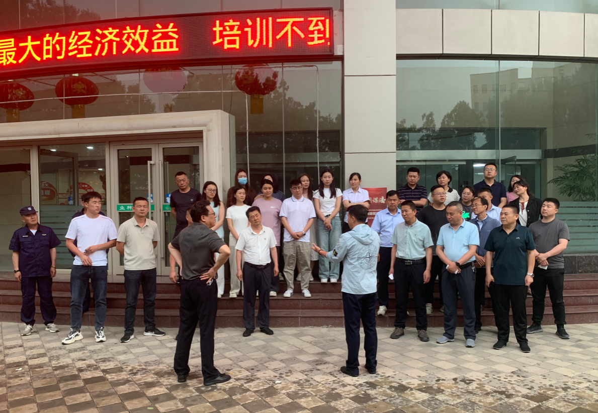 強化應(yīng)急演練 筑牢安全防線｜敦煌種業(yè)集團開展消防培訓(xùn)及應(yīng)急逃生演練